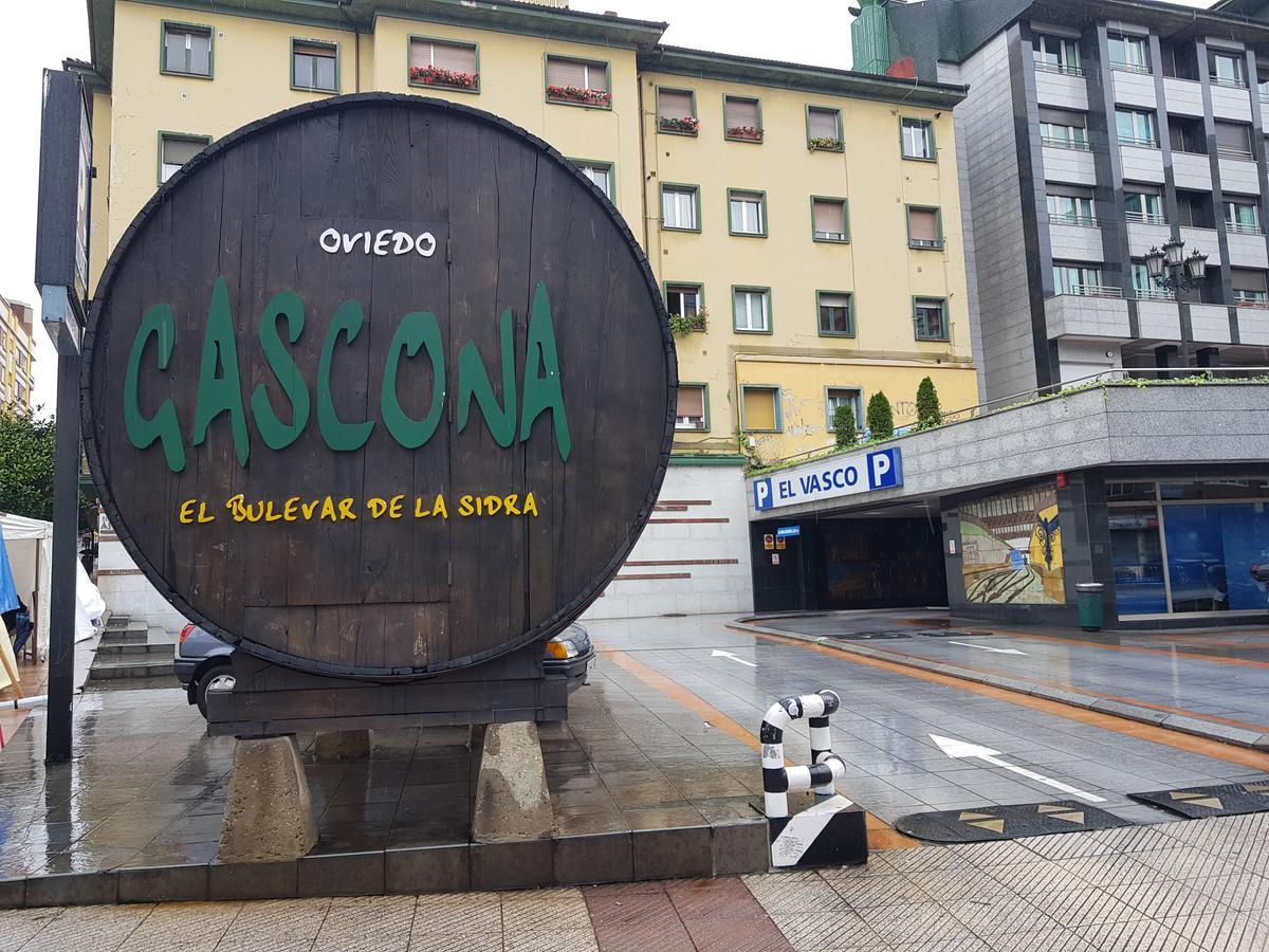 Hostal Foncalada Oviedo Eksteriør billede