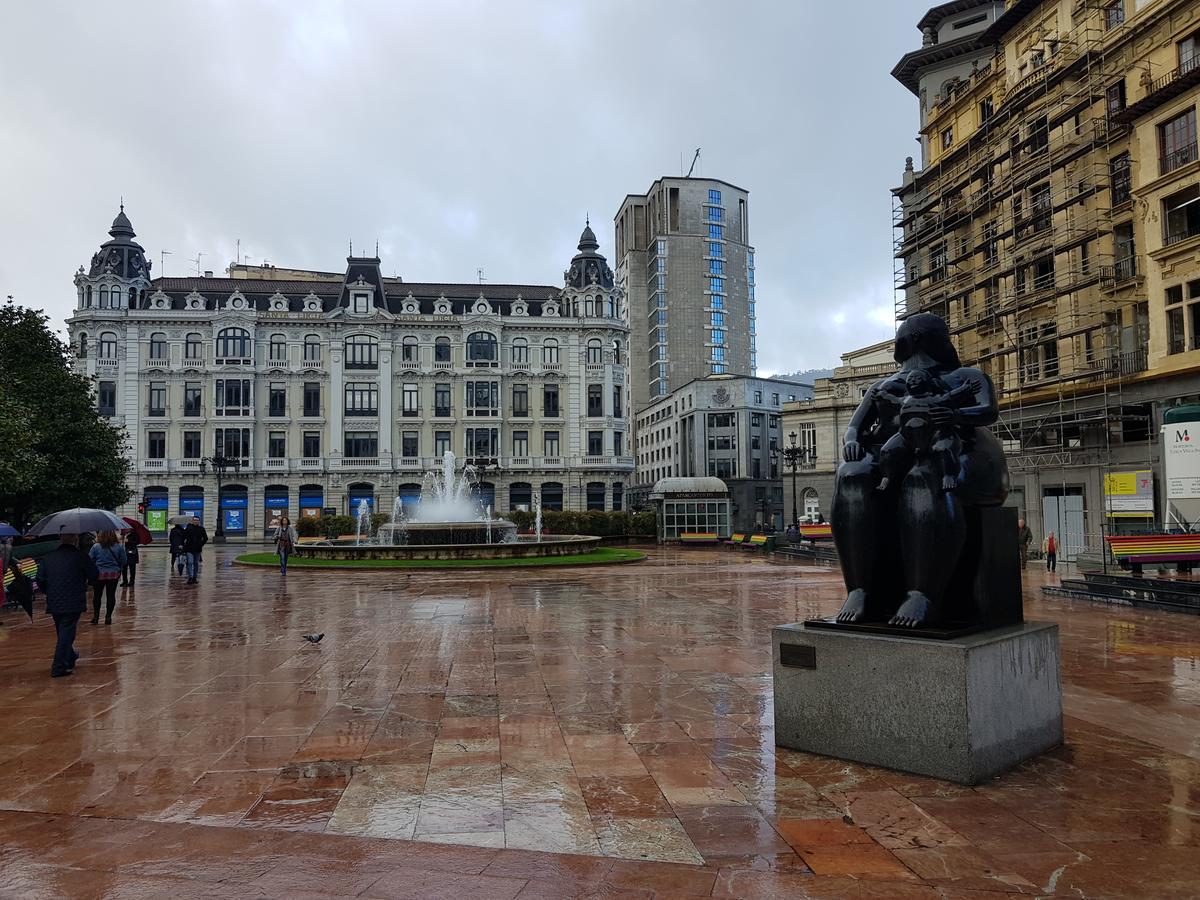 Hostal Foncalada Oviedo Eksteriør billede