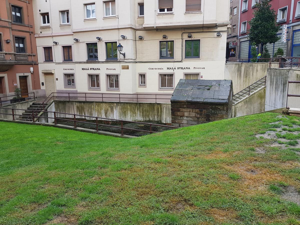 Hostal Foncalada Oviedo Eksteriør billede